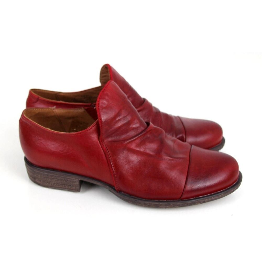 Miz Mooz RED GENUINE LEATHER LOW HEEL ROUND TOE ZIP SIDE LOAFER SHOES Size 6 - Picture 6 of 13